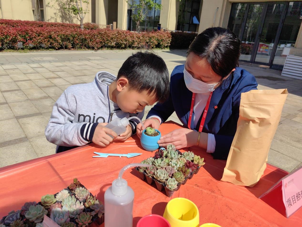 “生涯惬意，，，，，，，效劳知足” 葛塘西片区地块包管房交付回访业主这样说